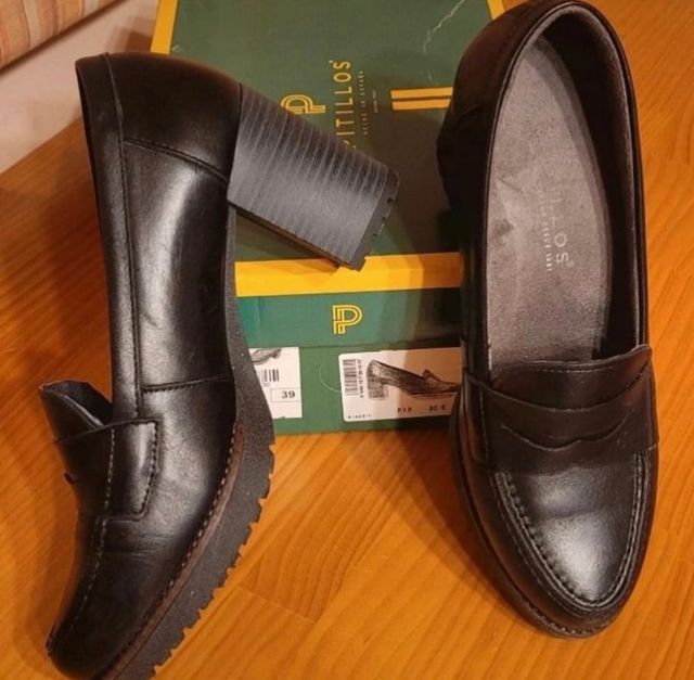 Zapatos de piel Pitillos 