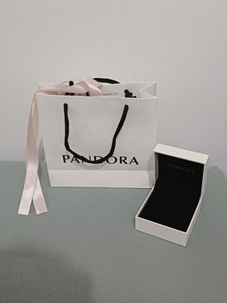 Bolsa y caja Pandora 