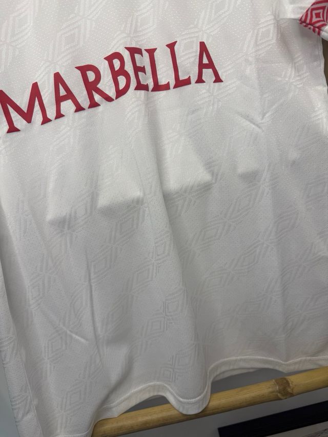 Camiseta Umbro Blanca