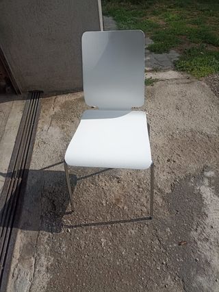 4 Sillas Blancas Lacadas