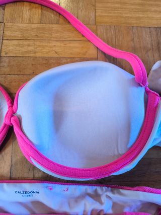 Bikini Calzedonia rosa y blanco