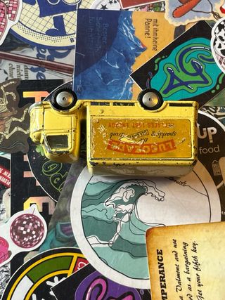 Corgi 411 Karrier Bantam Giallo