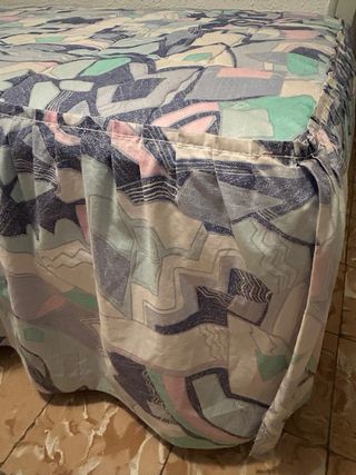 Juego de cortinas y edredón