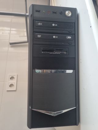 PC Sobremesa i7-870 + 2 DVD LG + Lector SD