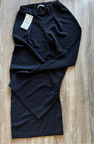 Pantalón fluido Zara pinzas negro XS