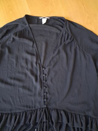 Blusón H&M negro con cordones