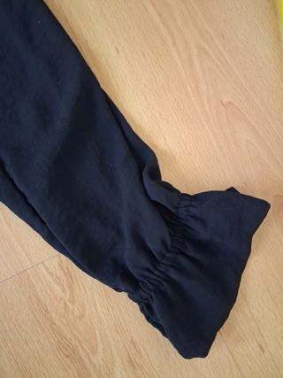 Blusón H&M negro con cordones