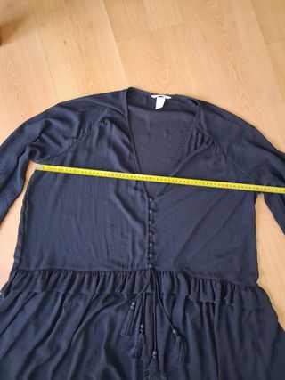 Blusón H&M negro con cordones