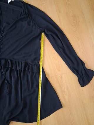 Blusón H&M negro con cordones