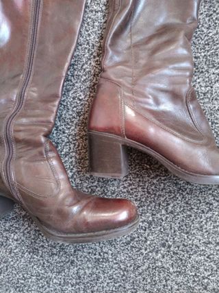 Stivali alti in pelle Nero Giardini marrone 37