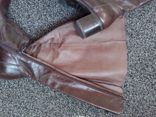 Stivali alti in pelle Nero Giardini marrone 37