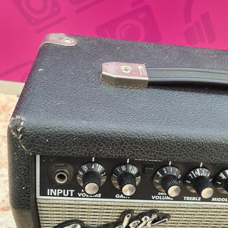 Amplificador Guitarra Fender 15G