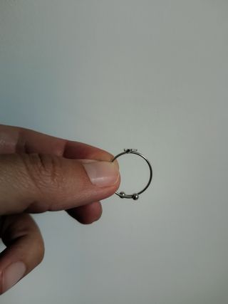 Anillo de acero con estrella
