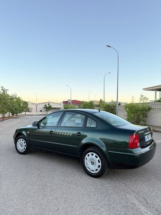 Volkswagen Passat 1998 UNICO DUEÑO 