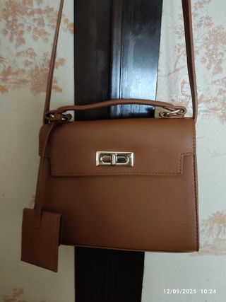 Bolso pequeño marrón
