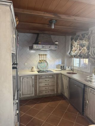 Restauradora y decoradora de muebles