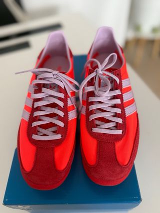 Adidas Zapatillas Nuevas talla 38 y 2 tercios.