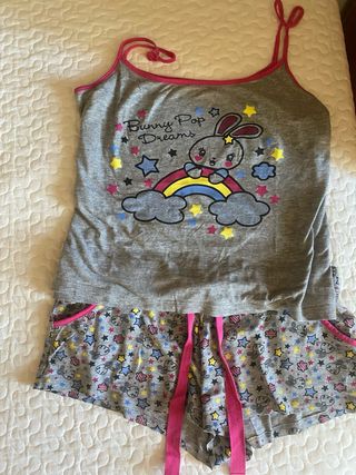 Pijamas cortos talla 32-34. Etam, Oysho, lefties