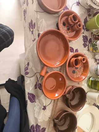 Piatti e ciotole in terracotta 