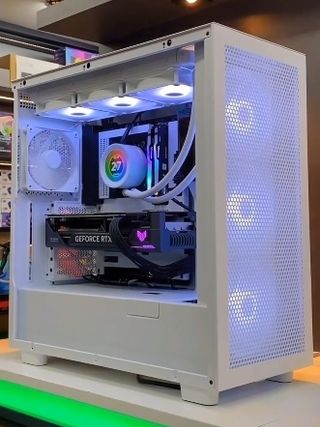 Giochi per PC RTX 3060ti/INTEL I5 12400F! ! NUOVO!