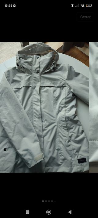 Chaqueta Quechua Gris Talla M-L.precio tienda 70€.