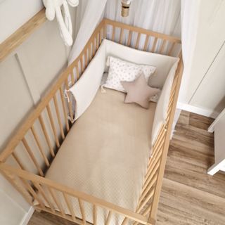 Cuna de madera bebé Ikea