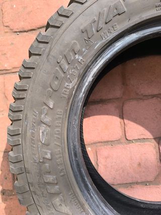 2 Neumáticos BFGoodrich 215/70 R16  100/97R