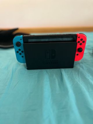 Nintendo Switch con accesorios