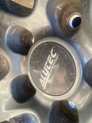 Llantas Alutec R17 con neumáticos invierno