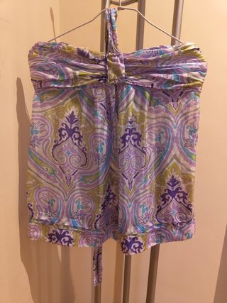 Blusa sin tirantes con estampado paisley