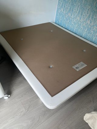 Somier tapizado base tapizada. 
