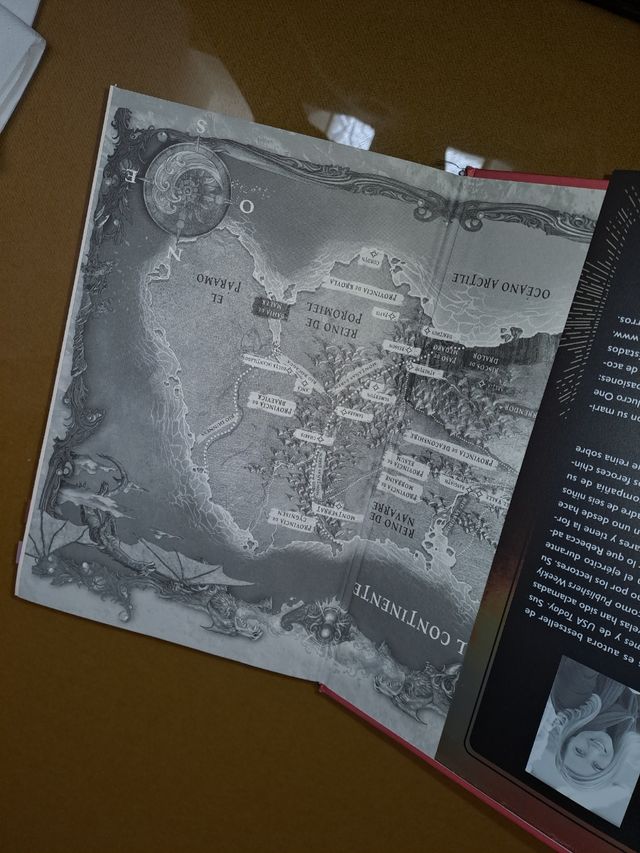 Alas de hierro (Empíreo 2)