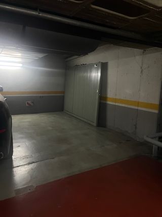 Alquiler Plaza de Garaje en zona céntrica de Vic. 