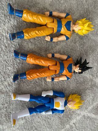 Figuras Dragon Ball a 10 euros cada una
30 cm