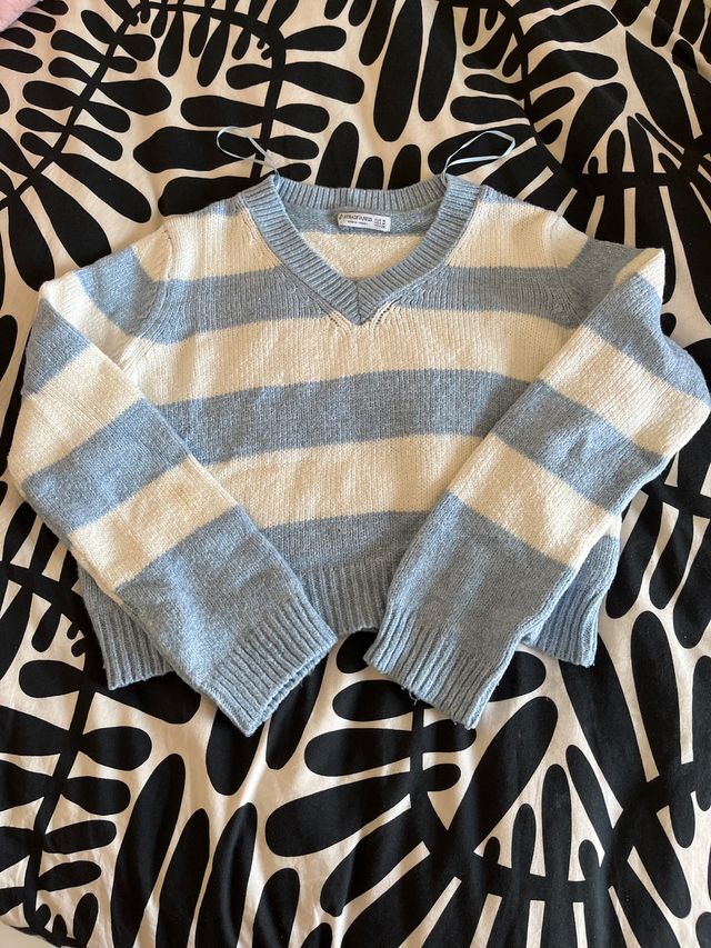 Jersey de rayas azul y blanco