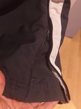 Pantalón deportivo Nike gris