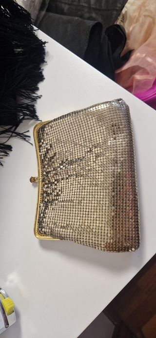 Bolsos de fiesta dorados y plateados