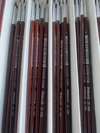 Pinceles Pelikan 