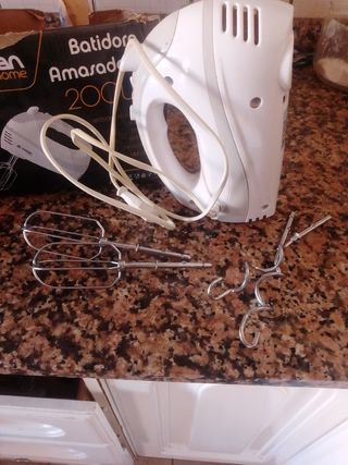Batidora Amasadora Blanca