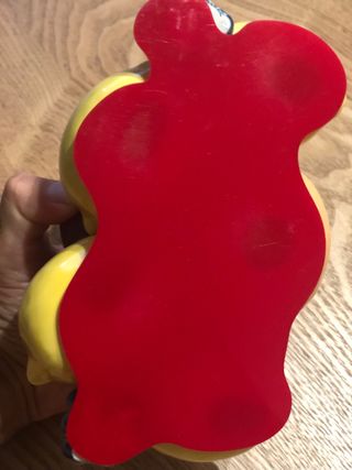 Frutta in ceramica decorativa.