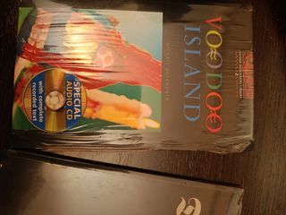 The Oxford Bookworms Library: Stage 2