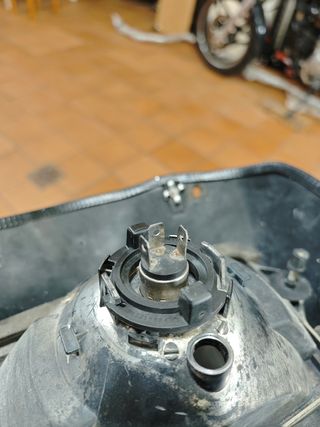 Faro BMW F650GS Monocilíndrica