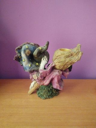 Candelabro bruja decorativa