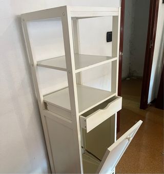 Mueble auxiliar blanco con ruedas