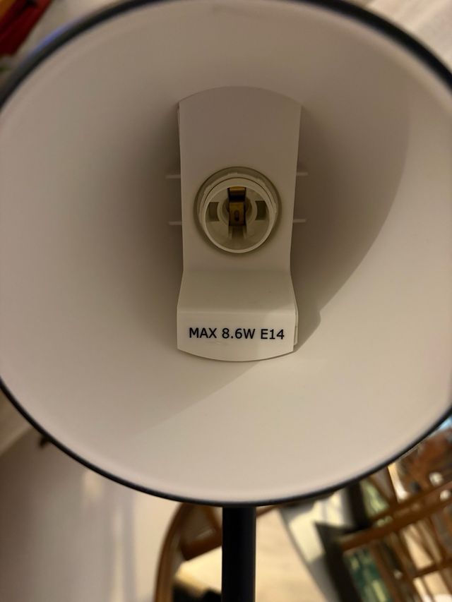 Lámpara de pie negra Ikea