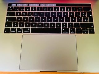 MacBook Pro 15” del 2018 en color gris 