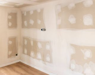 BAÑOS COCINAS REFORMAS PALETA CONSTRUCCIÓN PORCHES