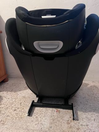 Silla de coche Cybex negra con isofix