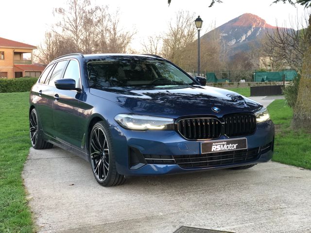 BMW 520dA TOURING G31.