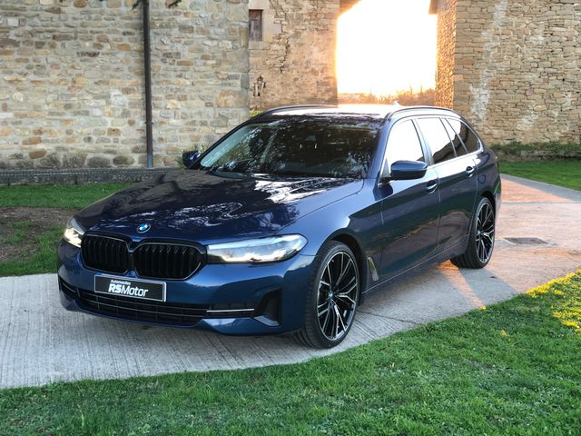 BMW 520dA TOURING G31.